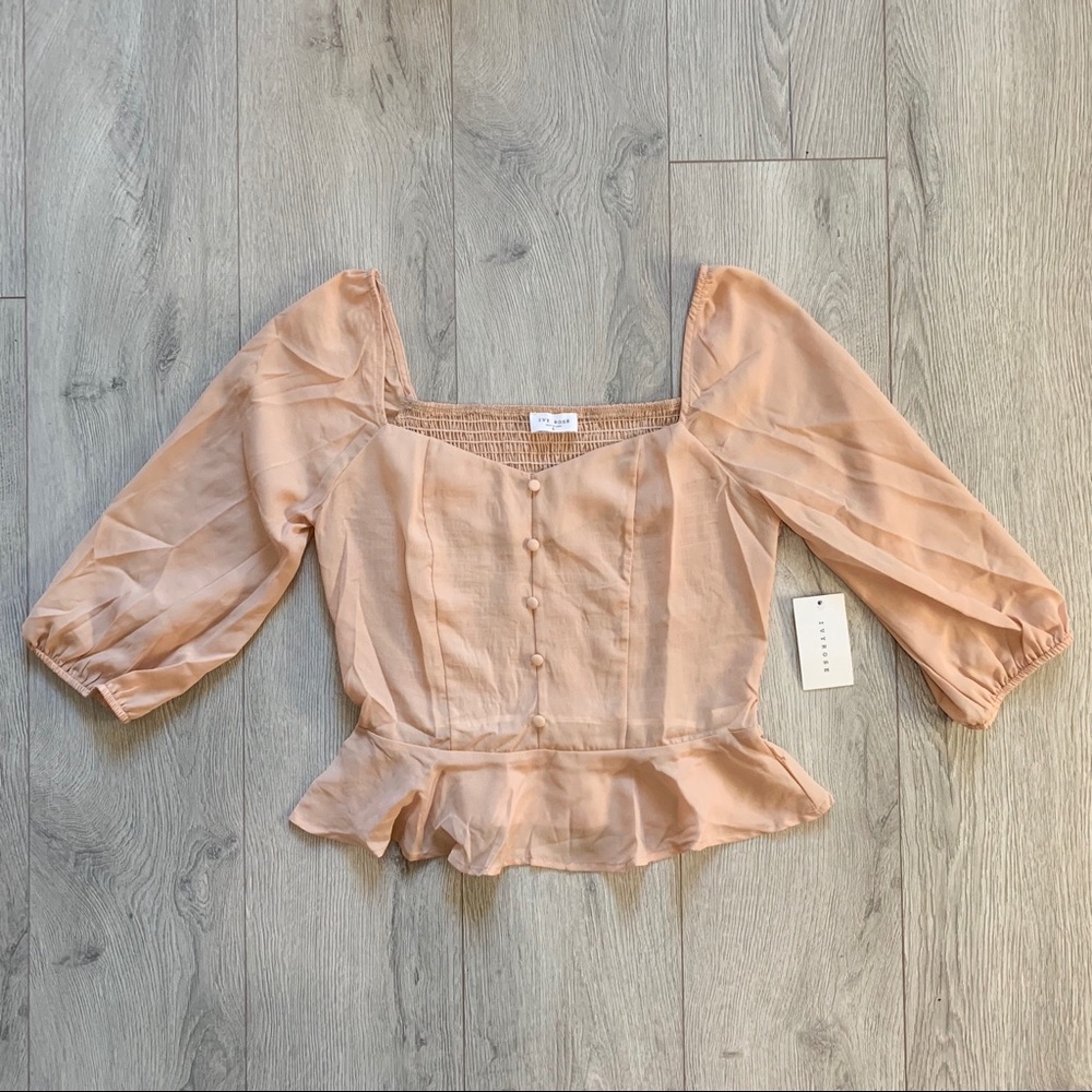 🆕 Beautiful Ivy Rose Bardot Style Shirt